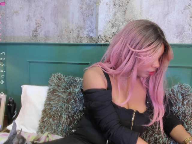 Screenshot di trasmissione MiaBigBoobs