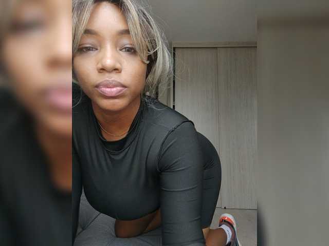 Screenshot di trasmissione MiaBigBoobs