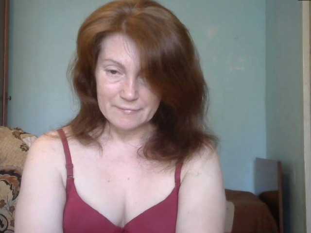 Fotografie MilfCarrliena Classic milf lets have some hot chat ! pvt , tips are welcome .* no russian