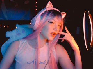 Chat video erotica Millie-me