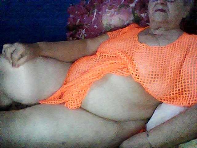 Fotografie modelfik Put a heart, I will appreciate it ;) show t watch cameres 10without words 20with words and in spits with pakaz andstatas take off panties10 chow pussy15 legs show3 play with tits12 show sissy10 became cancer12 tace off panties10 show tongue5t