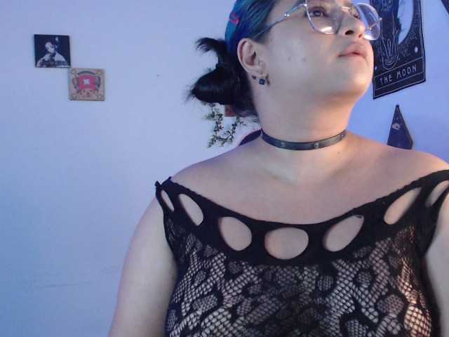 Fotografie molly-shake Say hi to Raven, I will make all your darkest fantasies come true #Squirt #fuckmachine #chubby #18 #squirt #bigass #cosplay