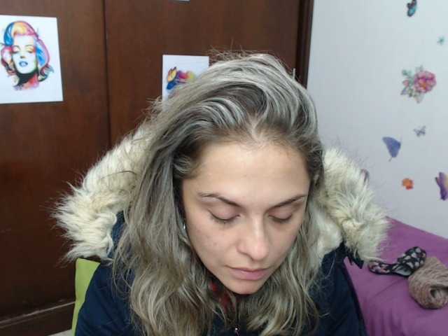 Screenshot di trasmissione MonaBurning