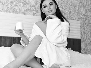 Chat video erotica Monika-Doll