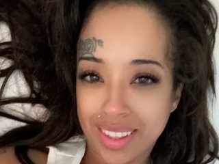 Chat video erotica Mskinkykitty