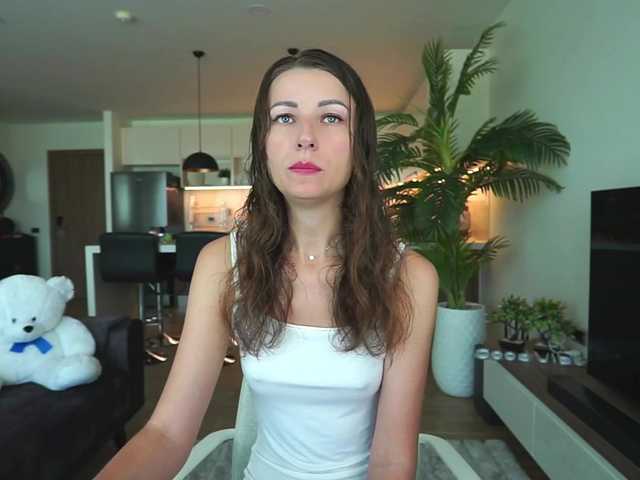 Screenshot di trasmissione Anna_Shine