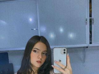 Chat video erotica Nahiara-Evans