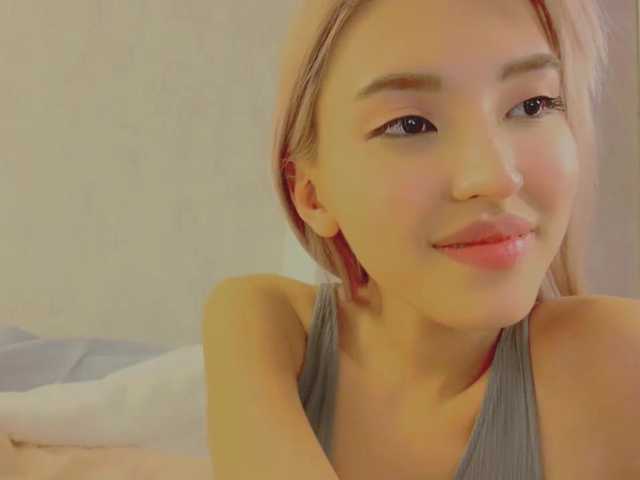 Fotografie NayeonObi Welcome everybody! Let's enjoy our time together♥ #cute #asian #dance #striptease #skinny #blowjob #teen