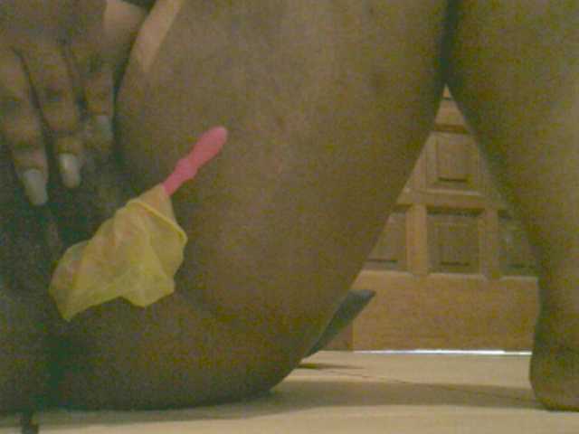 Fotografie nickynorth #ebony and hairy....ass20 boobs 15 pussy30 asshole40 anal200 target 500tk