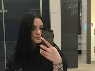 Chat video erotica Nika-nona