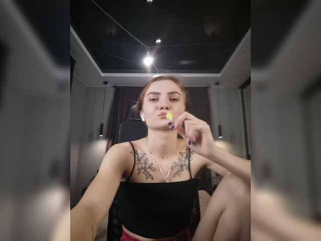 Screenshot di trasmissione NikaMayer