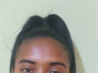 Chat video erotica Nisaina