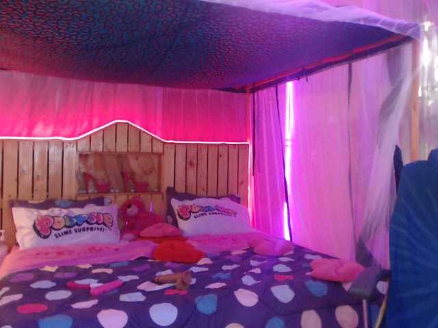 Fotografie Okoye19 hey guys welcome to my room, dnt forget to add me as friend and request with a tip