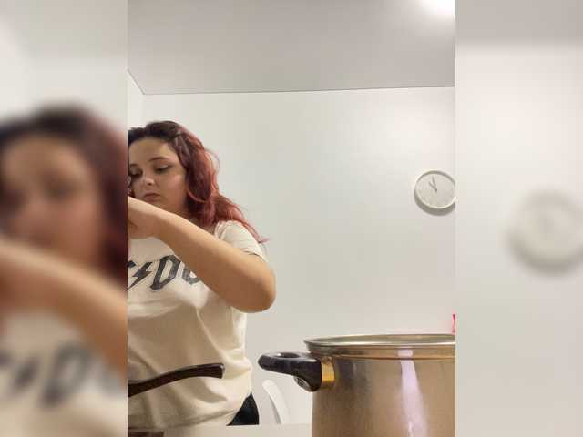 Screenshot di trasmissione OpheliaMeoow