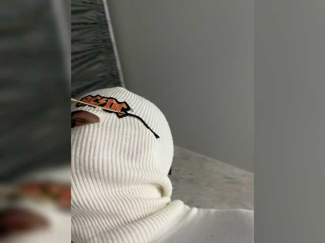 Screenshot di trasmissione TheonlyoneBoyX