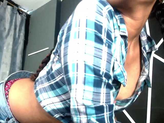 Screenshot di trasmissione PetiteEbonyx