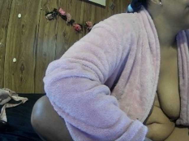 Fotografie pinkrackz #american #usa #ebony #ass #titts #spit #twerk #pvt #cam