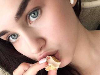 Chat video erotica plushflametwinklemeow