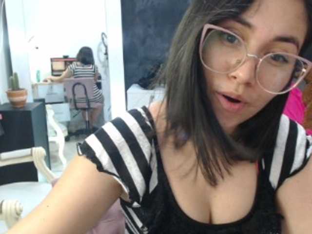 Fotografie Queen-pink24 hola bienvenidos a mi habitación soy nueva ven y dame la bienvenida #latina #new #tits #play