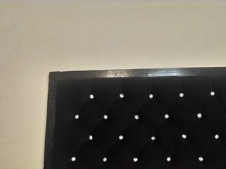 Chat video erotica QUEENBEE25