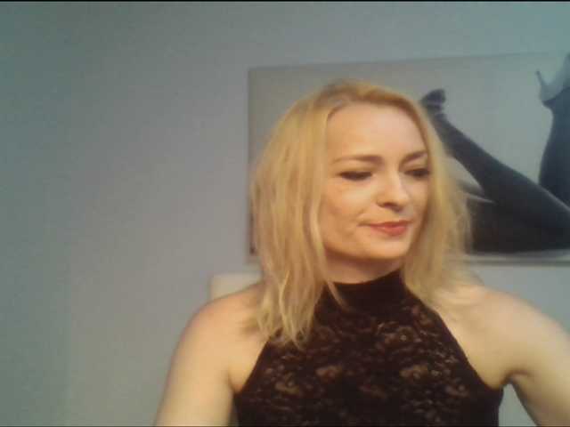 Screenshot di trasmissione QueenofBerlin