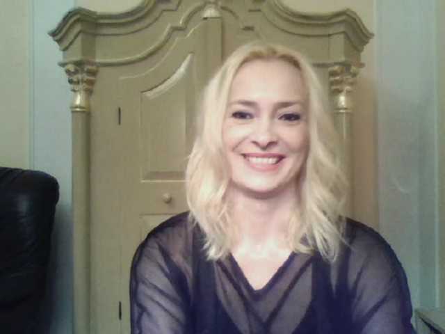 Screenshot di trasmissione QueenofBerlin