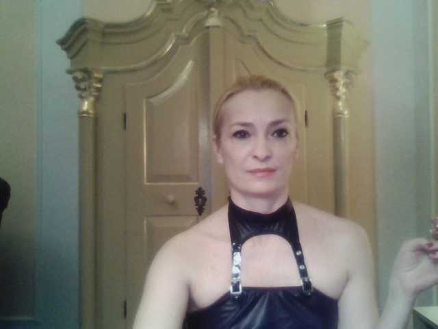 Screenshot di trasmissione QueenofBerlin