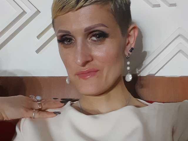 Foto del profilo N-I-M-F-O-M-A-N-K-A