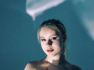 Chat video erotica Rinaaaa-cherry