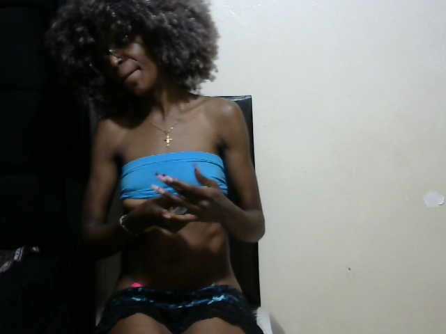 HEEEY LOVES, WELCOME TO MY ROOM. COME LET'S HAVE FUN TOGETHER