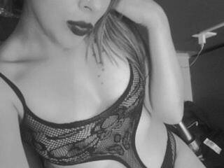 Chat video erotica romi-rain