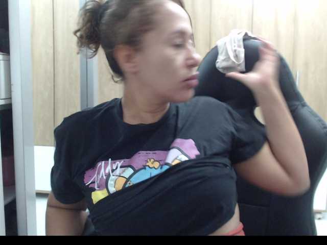 Screenshot di trasmissione RoxanaMilf