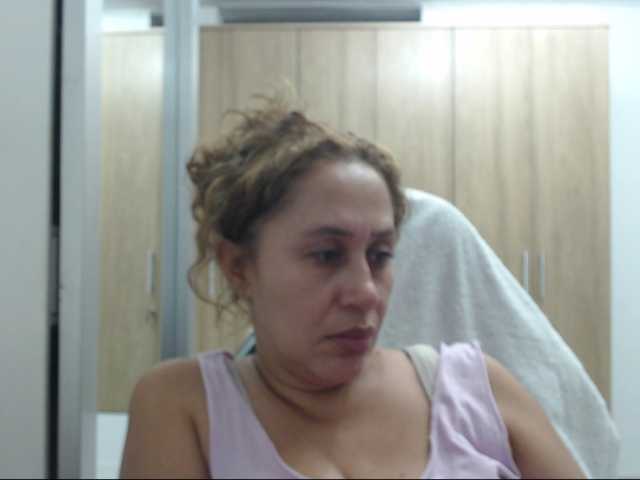 Screenshot di trasmissione RoxanaMilf