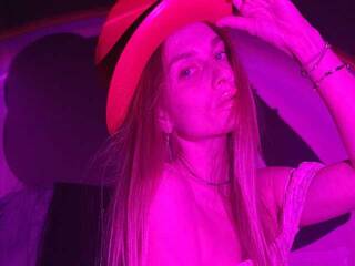 Chat video erotica SatAna89