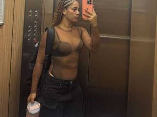 Chat video erotica SeleneRouge