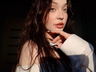 Chat video erotica SelinaLiem