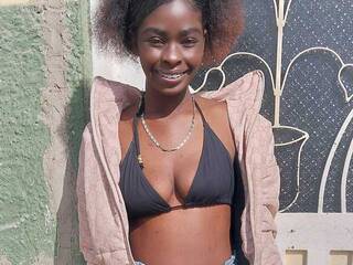 Chat video erotica SereneWinslet