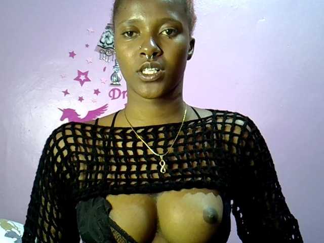 Screenshot di trasmissione Sexxyezzy