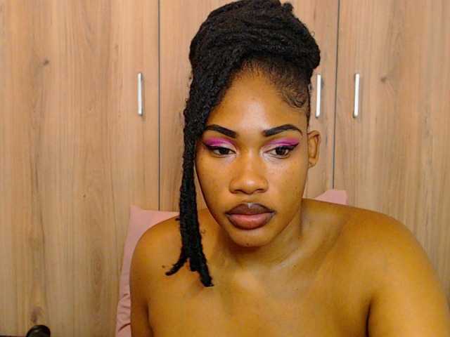 Screenshot di trasmissione SexyJuicyLips