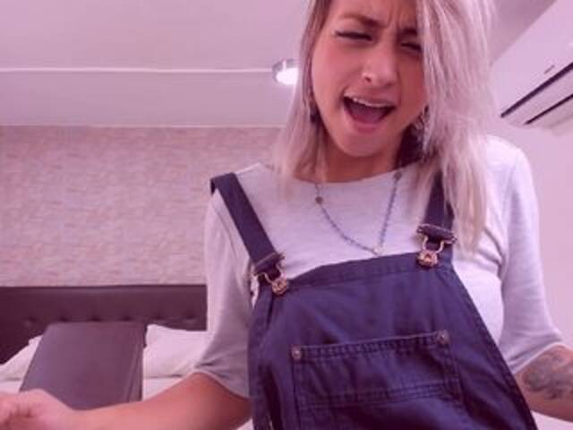 Screenshot di trasmissione ShaniaDav