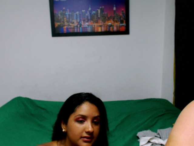 Fotografie ShantalAnFran We are a very hot Latin couple willing to do anything to see you happy