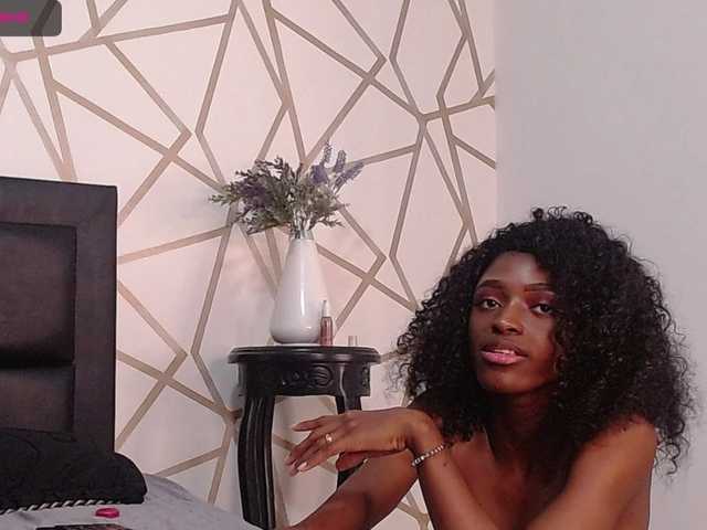 Screenshot di trasmissione Sharonsmiith1