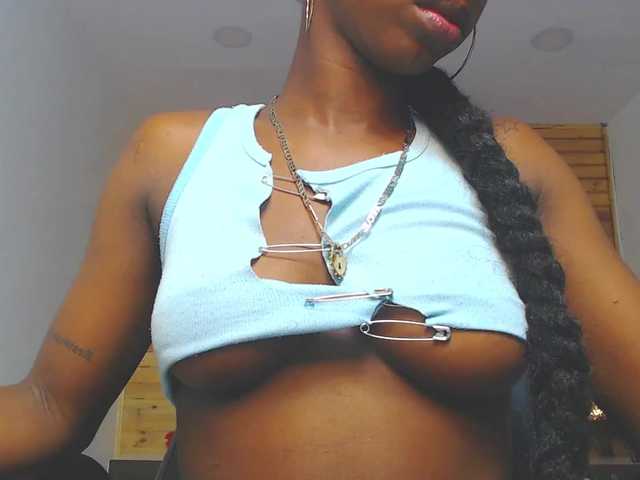 Screenshot di trasmissione ShaylaSexx