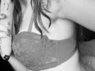 Chat video erotica shybabe