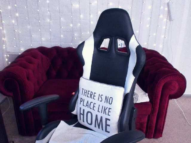 Screenshot di trasmissione AnasteishaLux