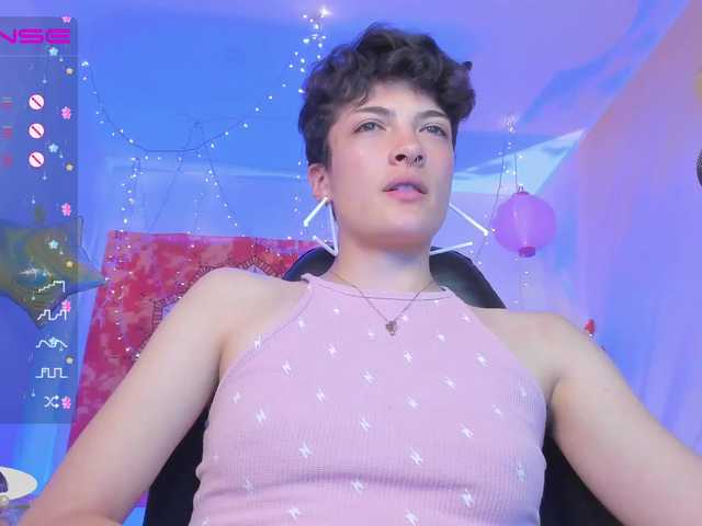 Screenshot di trasmissione skinpeach