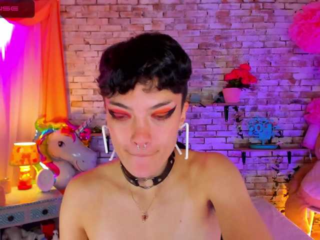 Screenshot di trasmissione skinpeach