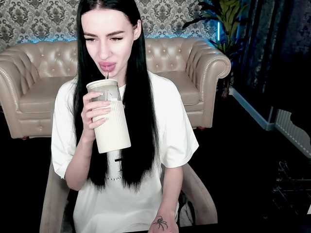 Screenshot di trasmissione SnowWhiteee