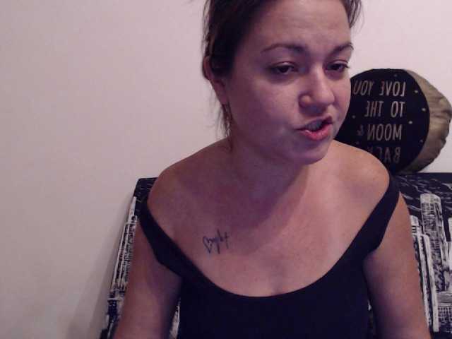 Screenshot di trasmissione Softhottmilf