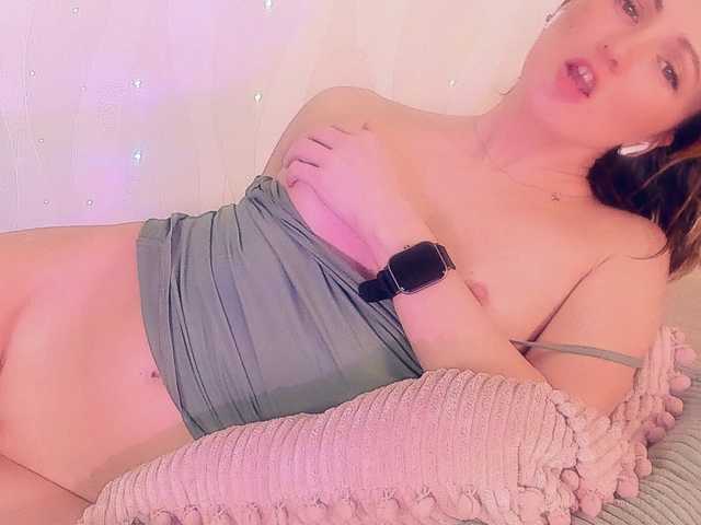 Fotografie disparate_by_Nika Hello mur^^ Lovense from 2 toks) control of my toy 7 minutes 700 tok, before private 169 tok in public chat, toy control in full private for free after 10 min) insta: ursa*******_n